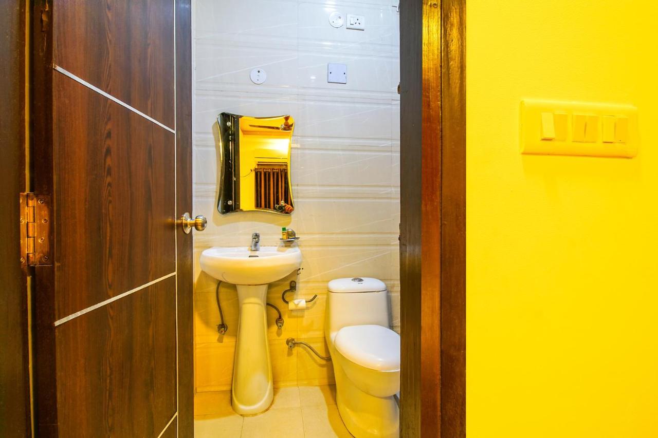 Fabexpress Tp Suite Near Igi Airport New Delhi Exterior photo